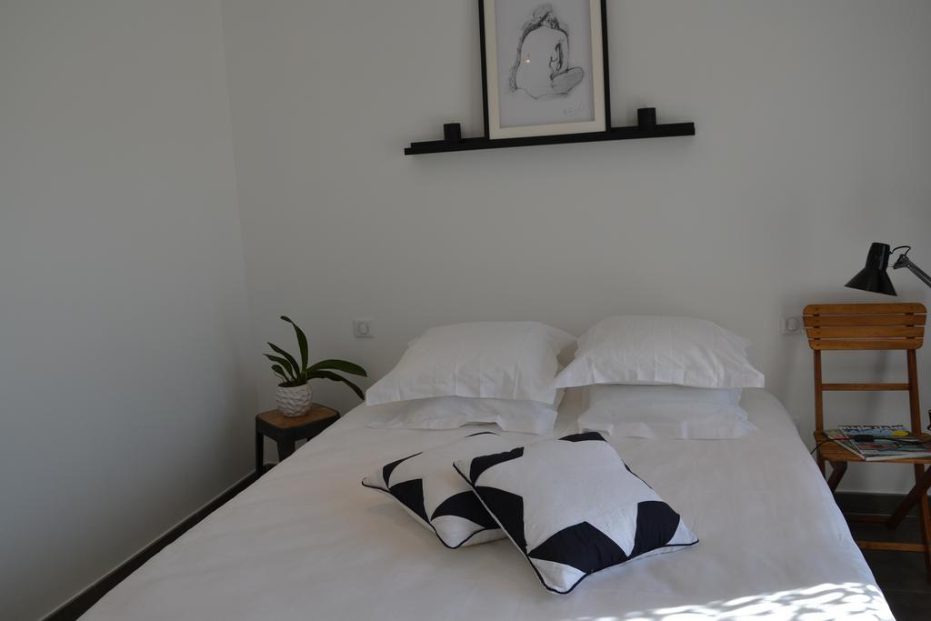Villa Le Sud Cassis Szoba fotó